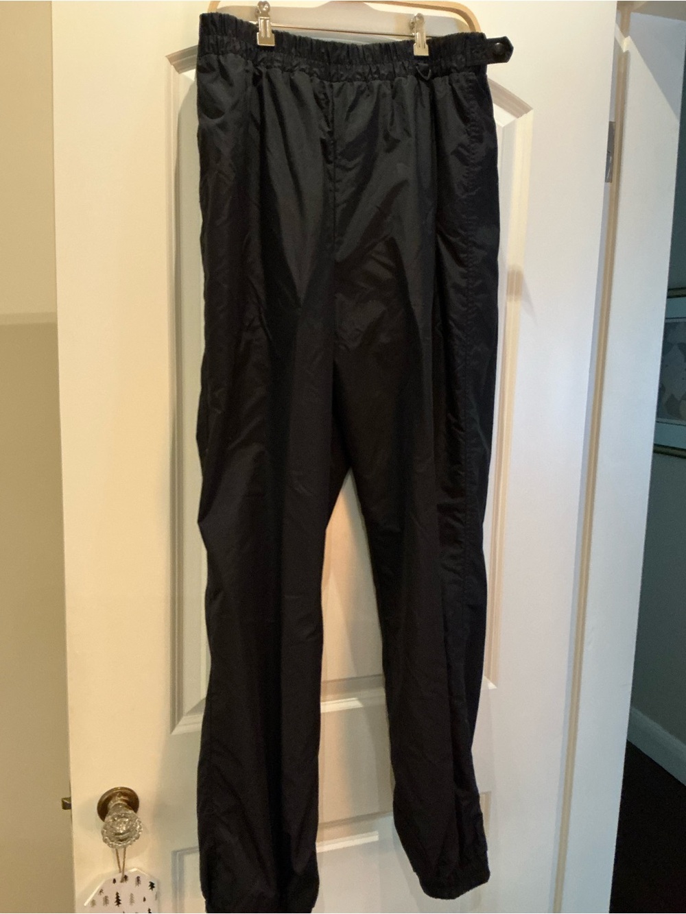 Men's Black Elastic-Waist Jogger Pants